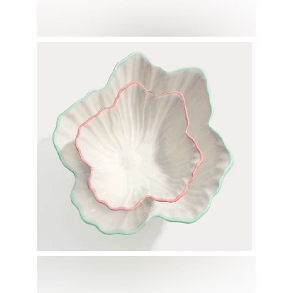 NWT Lilly Pulitzer Ceramic Floral Nesting Dish set, White with Pink & greenTips